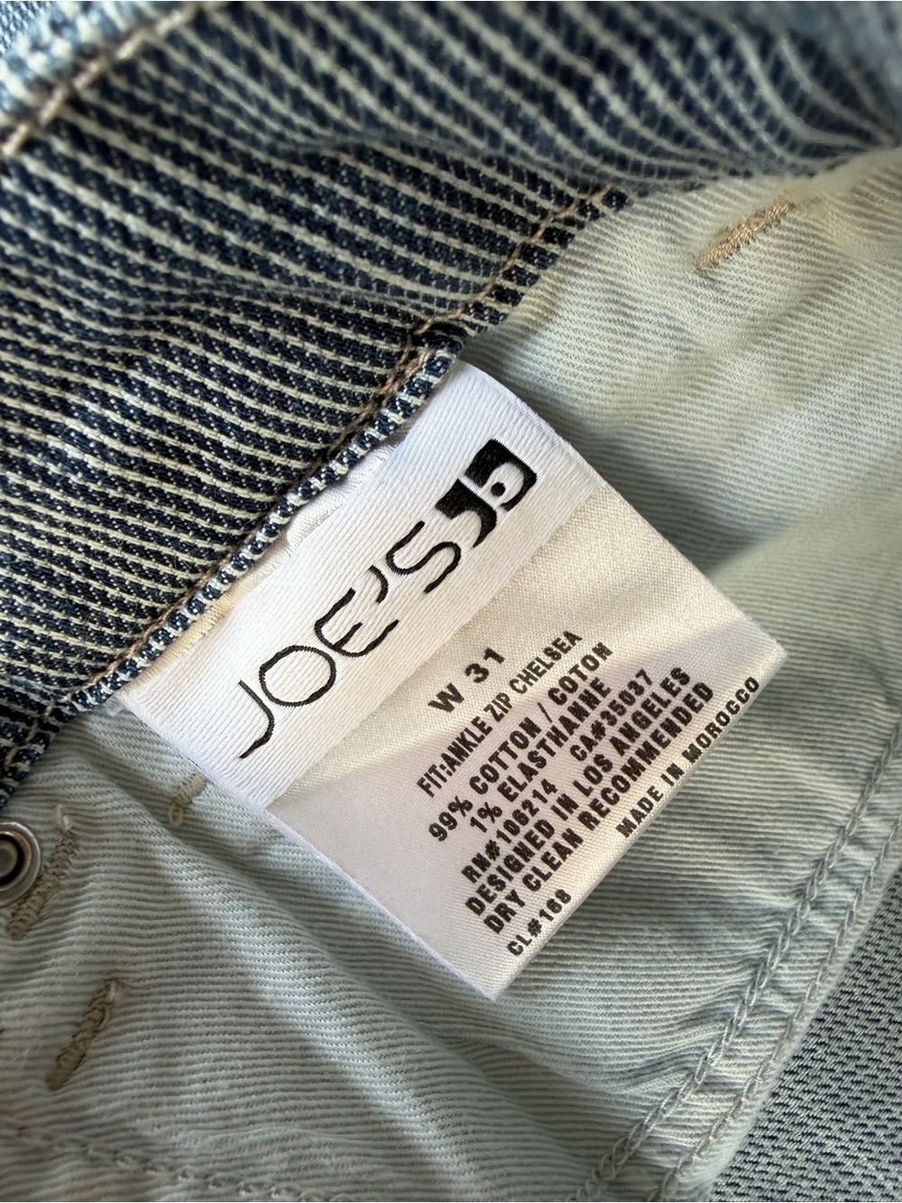 Joe's Jeans Light Blue Ankle Zip Hem Cropped Jeans - Picture 4 of 7